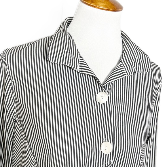Ali Miles Black White Striped Asymmetrical Roll Tab Long Sleeve Buttondown Shirt - Picture 2 of 10